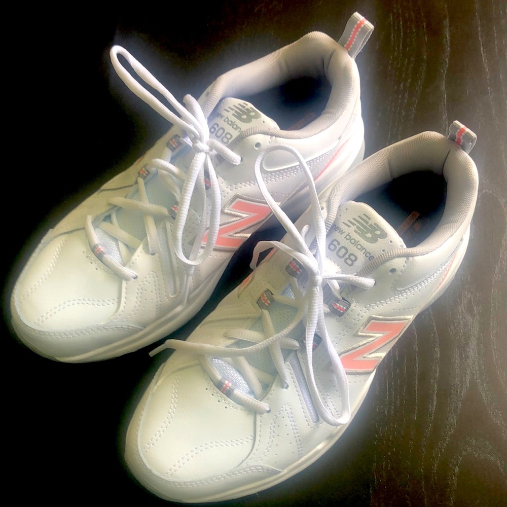 New Balance 608 V5 women’s cross trainer size 9.5 wide